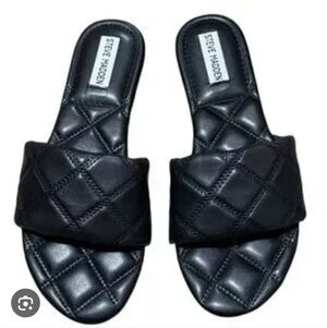 Steve Madden Black  Quilted Sandals Perrie quilted slides sz 9NWT